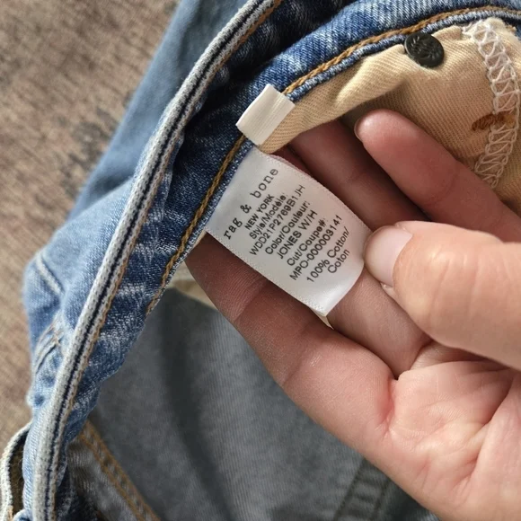 Rag & Bone Rosa Mid-Rise Boyfriend Jeans Holes Jonas Blue Denim Wash Button Fly - Picture 4 of 9